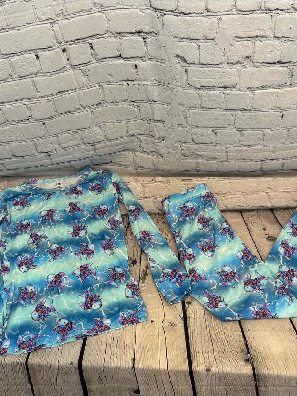 Little Froggy Rainbow Fish Bamboo Pajama Set